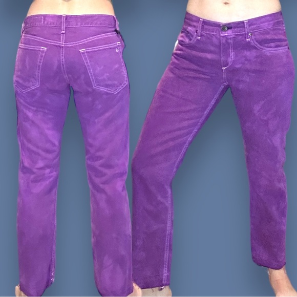 🎉HP🎉Originally NWT Aged White X-Boyfriend Jeans in Plum Swirl Dye. Size 27 - Picture 3 of 10